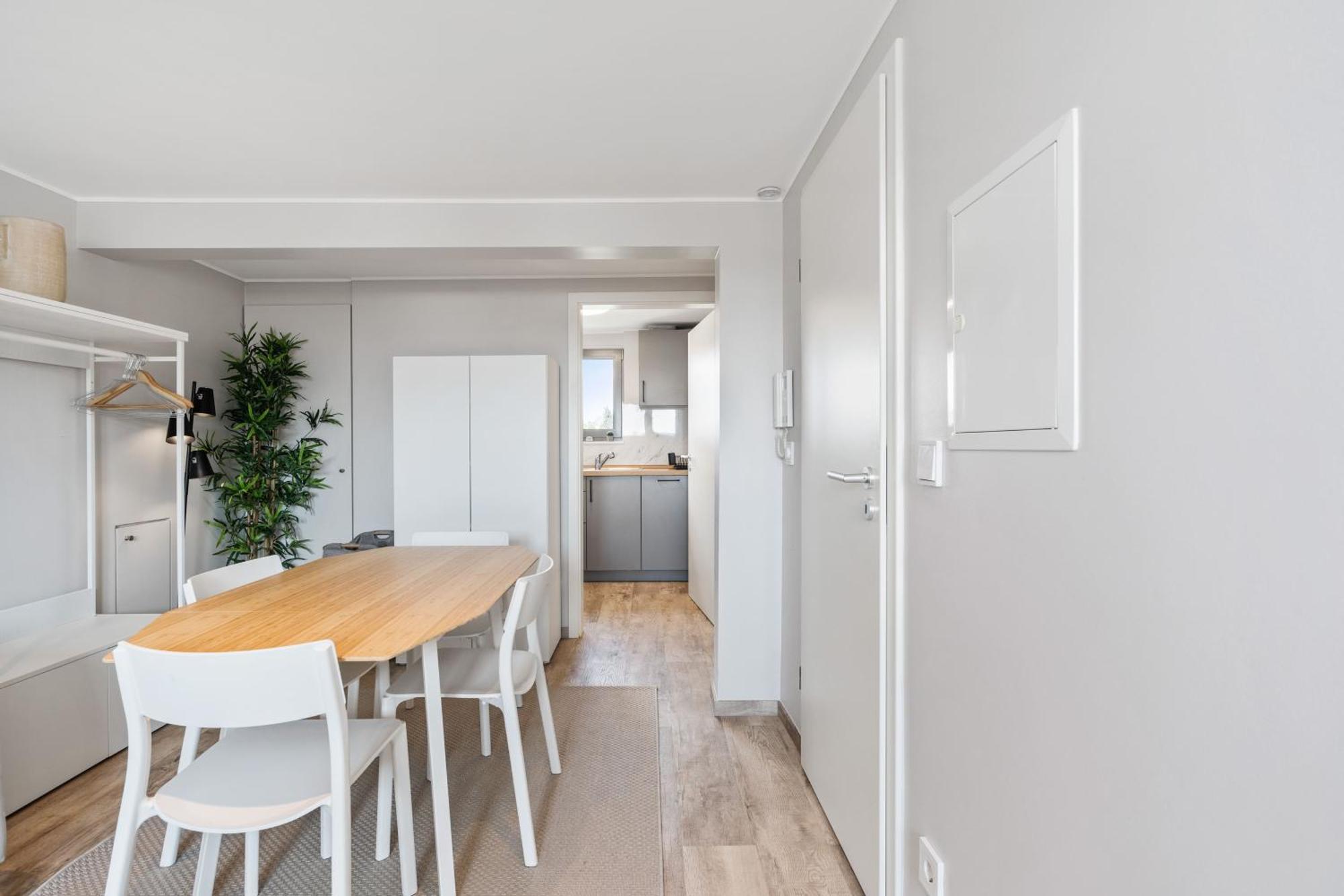 Modern Limpertsberg Studio Near City Center Luxembourg Exterior photo